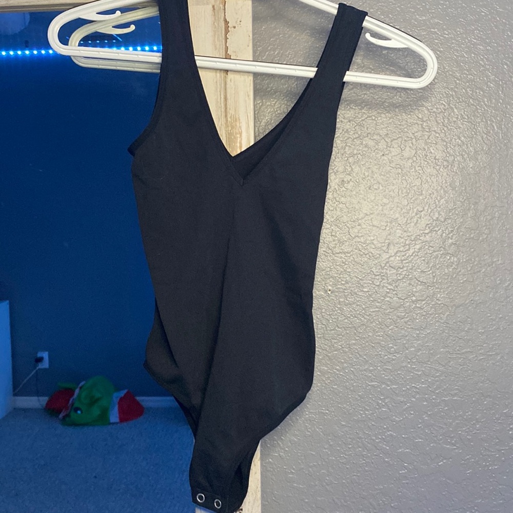 All black never worn bodysuit